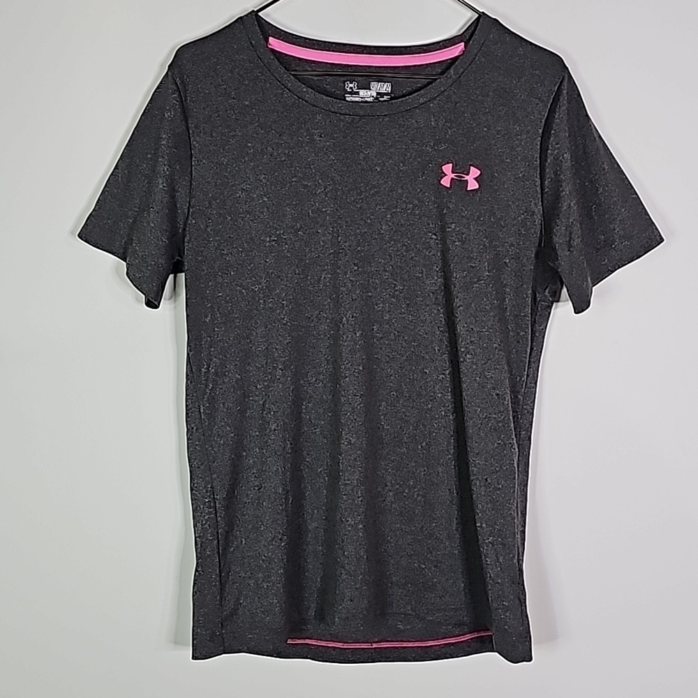 Under Armour medium heatgear gray and pink semi fitted athletic top